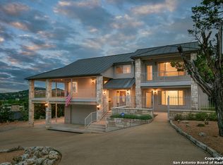 1262 Janet Dr, Canyon Lake, TX 78133