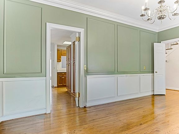 5th image of 110 Kilkenney Ct
