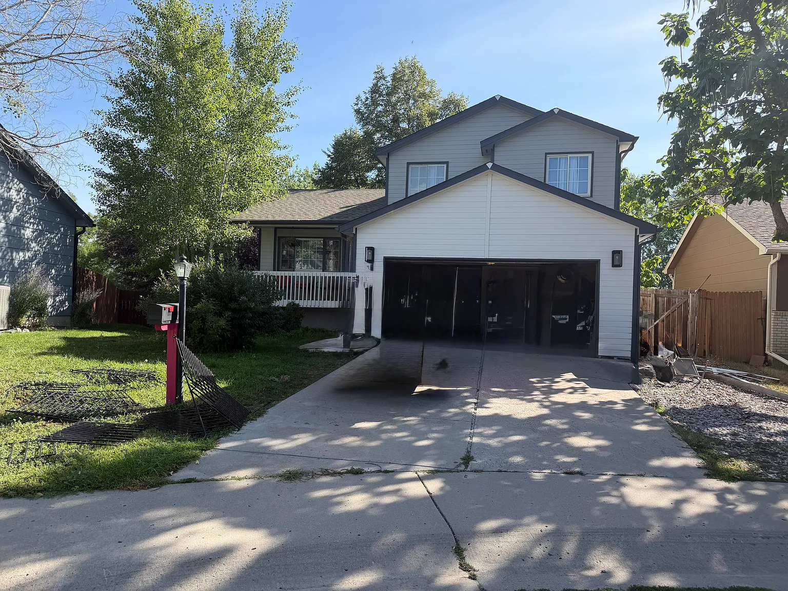 4 bed, 3.5 bath, 2104 sqft, $3,200 — Photo 1