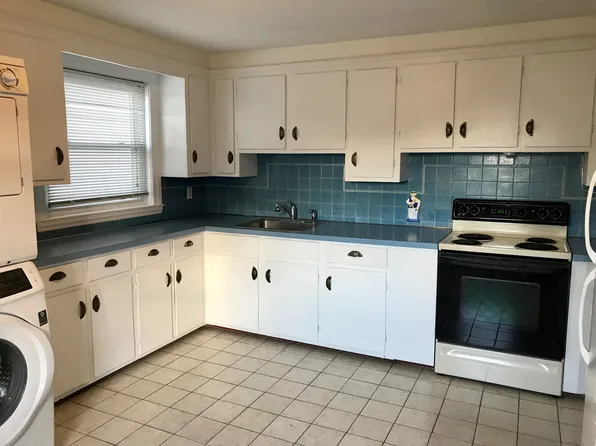 181 Winthrop Shore Dr #2, Winthrop, MA 02152