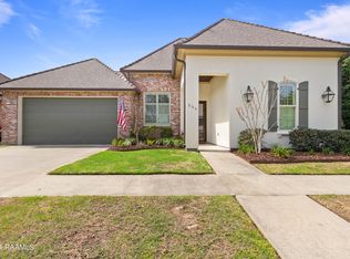 209 Brightwood Dr, Lafayette, LA 70508