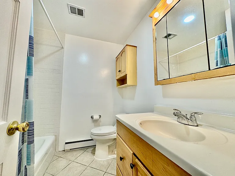 637 Cove Rd #C13 — Photo 13
