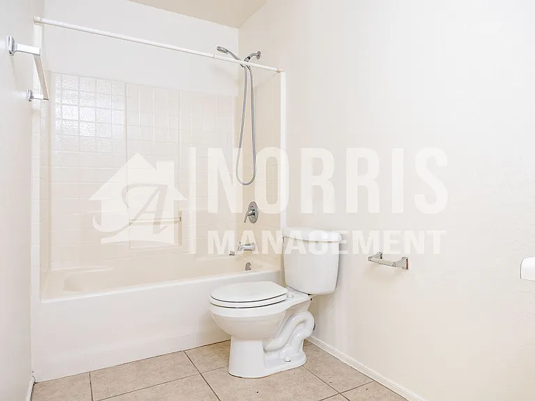 1632 E Cardinal Dr — Photo 19