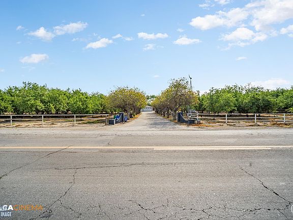 3rd image of 13728 Old River Rd
