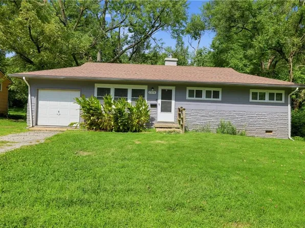 7310 Ruskin Way, Kansas City, MO 64134