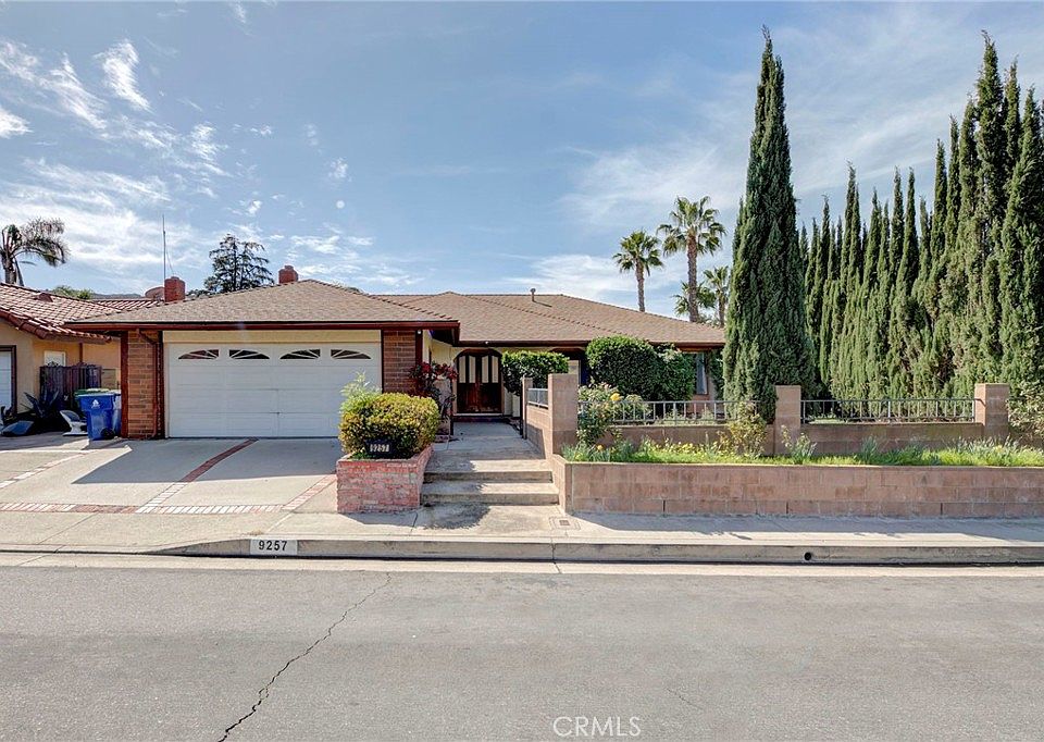 1st image of 9257 La Shell Dr