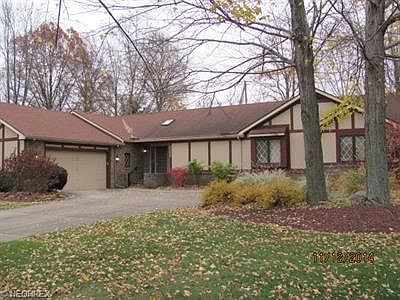 1st image of 235 Blossom Dr