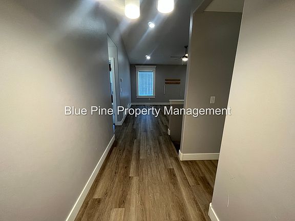 3rd image of 3534 Apolena Ave