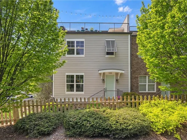 108 Canton Way, Roswell, GA 30075