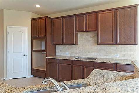 5th image of 3203 Gerry Dr