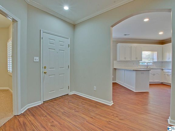 3rd image of 10013 Meredith Ln SE