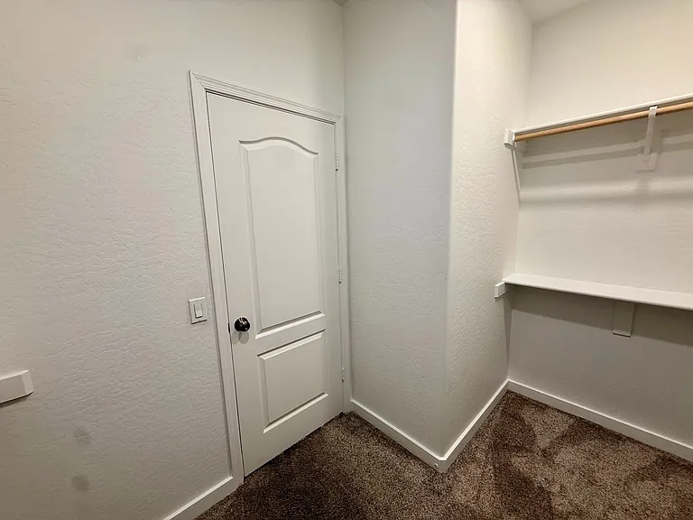 15238 W Custer Ln — Photo 4