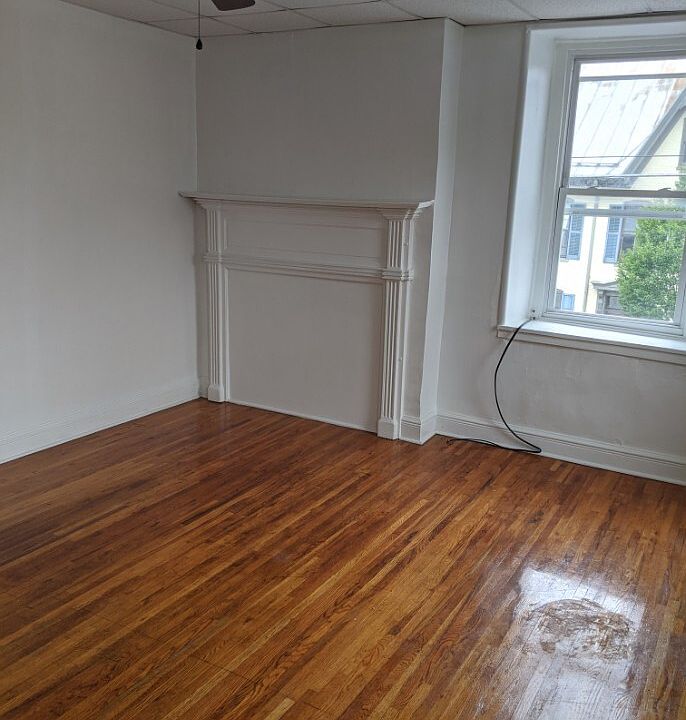 2nd image of 1 E Baltimore St #10853284