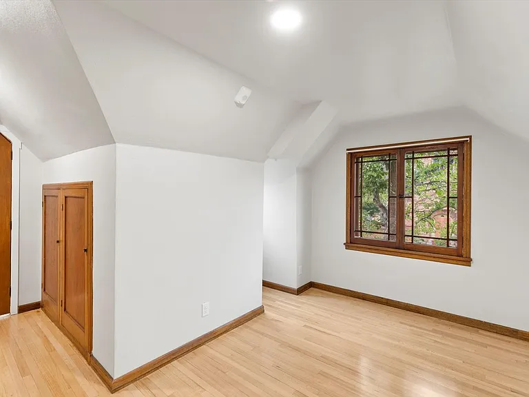 700 Macon Ave — Photo 15