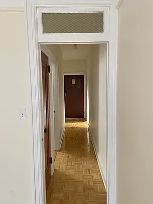 Rented by Argy Realty Inc | media 22