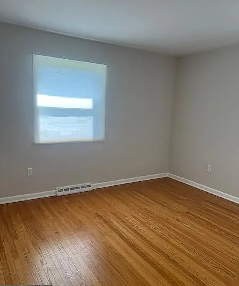 106 Carolina Ave — Photo 10