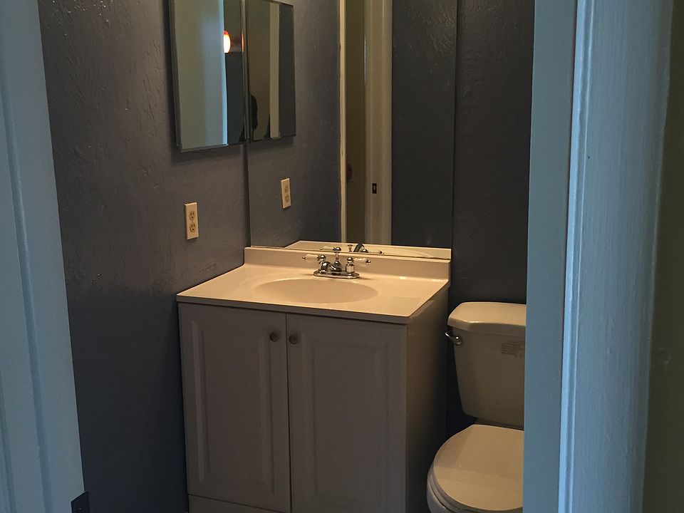 2nd image of 9364 SW 132nd St