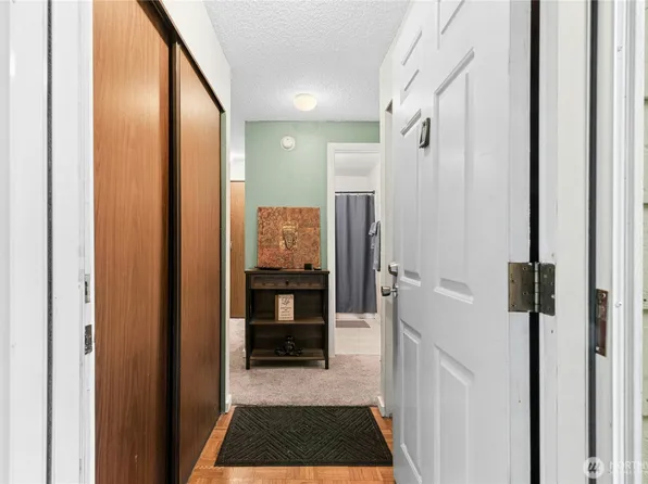 5506 220th Street SW #A102, Mountlake Terrace, WA 98043