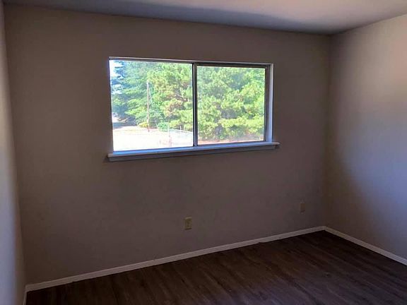 5th image of 419 Tammy Lynn Dr #C