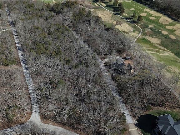 3rd image of 5736 Treebrook Dr