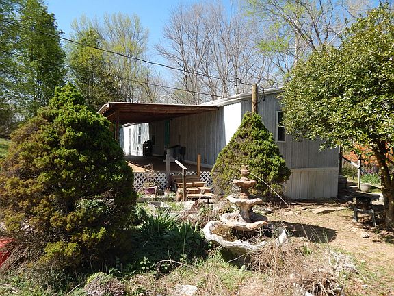 4th image of 999 Kilburn Hollow Rd