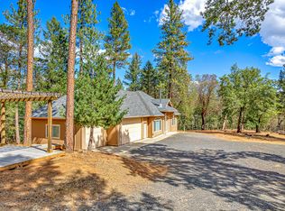 145 Lomas Rd, Jacksonville, OR 97530