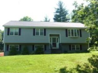 101 Chester Rd, Derry, NH 03038