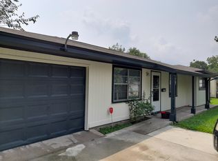 204 Inwood Ln, Highlands, TX 77562