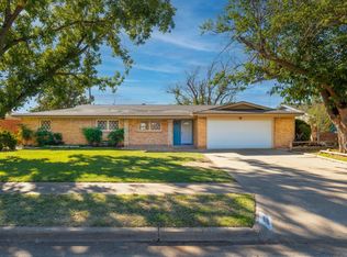 2137 71st St, Lubbock, TX 79412