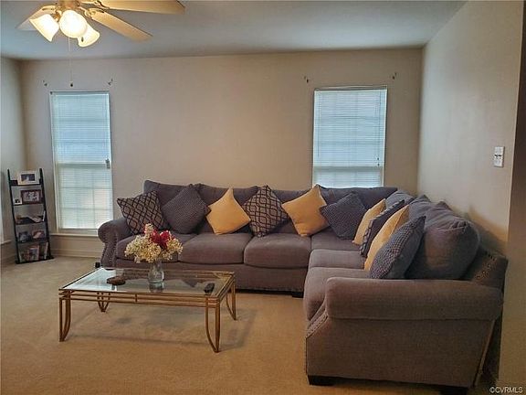 4th image of 402 Orange Ave