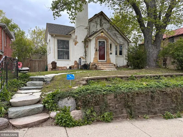 1136 Xerxes Ave S, Minneapolis, MN 55405