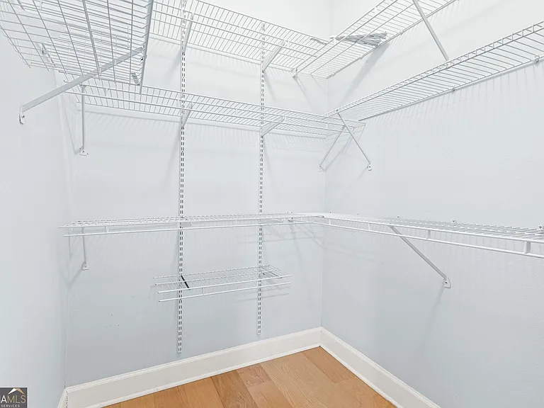 3777 Peachtree Rd #1402 — Photo 18