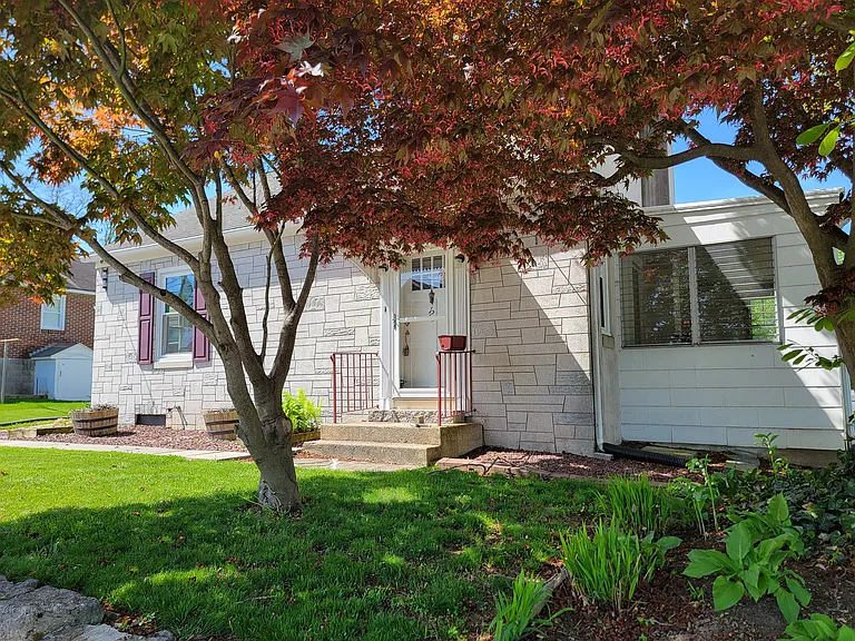 125 Gerhart Ave — Photo 3