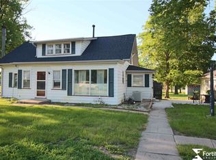 1510 J St, Geneva, NE 68361