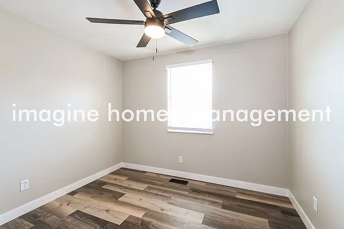 803 Brookside Dr — Photo 10
