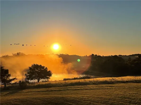 627 M Hwy, Odessa, MO 64076