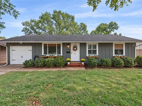 6141 Catalina St, Fairway, KS 66205