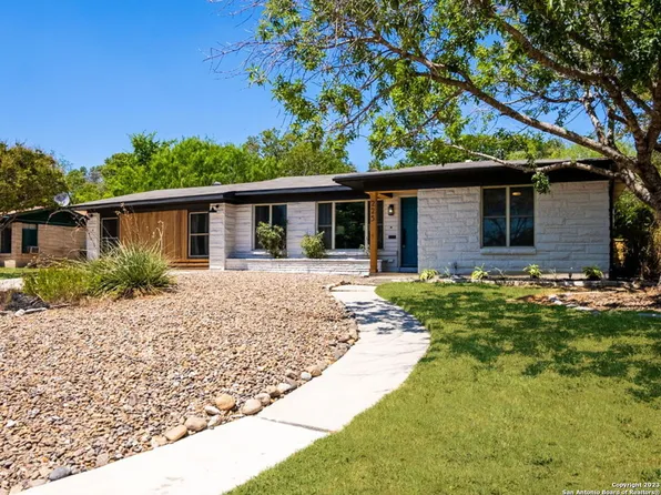 225 HARRIETT DR, San Antonio, TX 78216