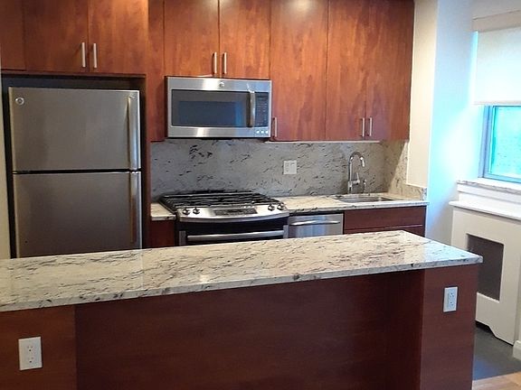5th image of 85 E End Ave APT 11G