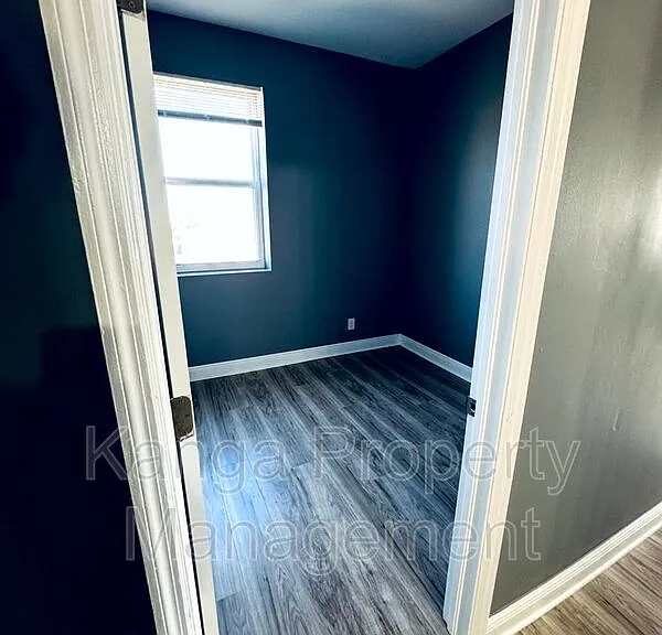 1401 Division Ave #203 — Photo 7