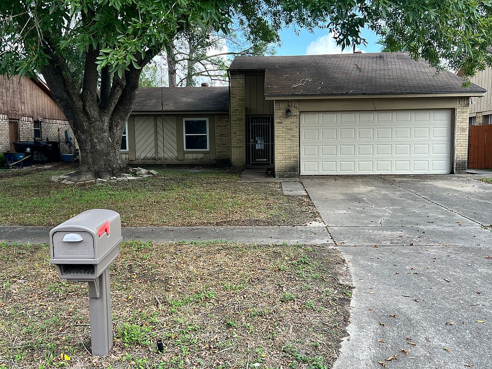 1st image of 16711 Lonesome Quail Dr