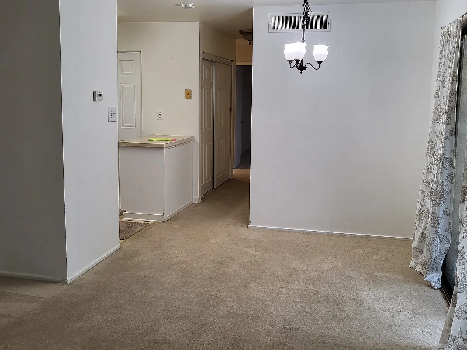 2 bed, 788 sqft, $1,800 — Photo 2