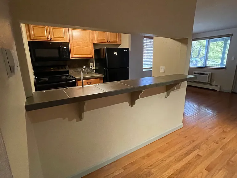 1685 N Colorado Blvd #306 — Photo 6