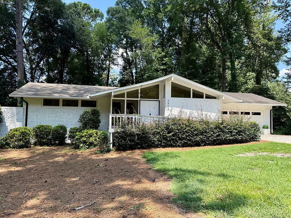 1714 Johnson Ferry Rd