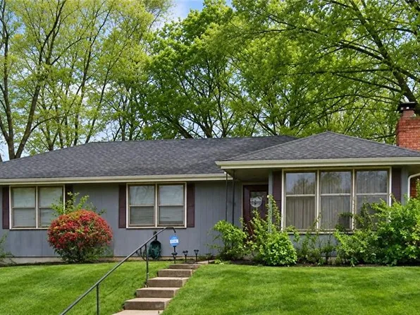 2608 S 16th Ter, Leavenworth, KS 66048