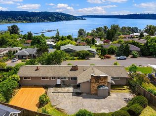 5834 NE 181st St, Kenmore, WA 98028