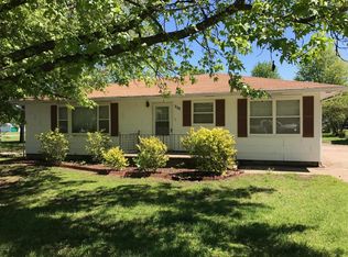 226 N Main St, Liberal, MO 64762