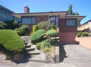 1527 Thorndyke Ave W, Seattle, WA 98199