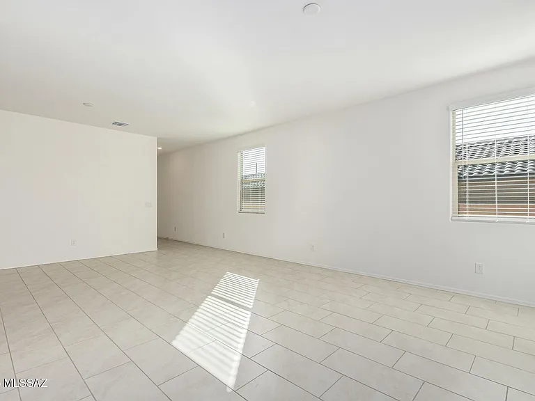 9253 N Agave Gold Rd — Photo 7