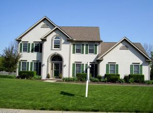 32794 Fox Chappel Ln, Avon Lake, OH 44012